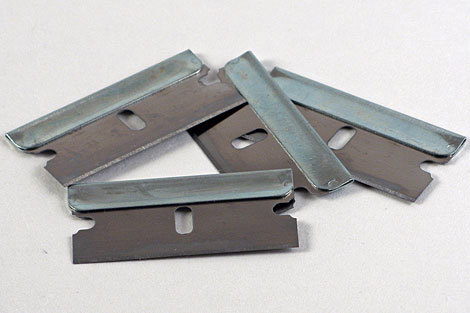 1365267089_razor-blades-470b-0908.jpg