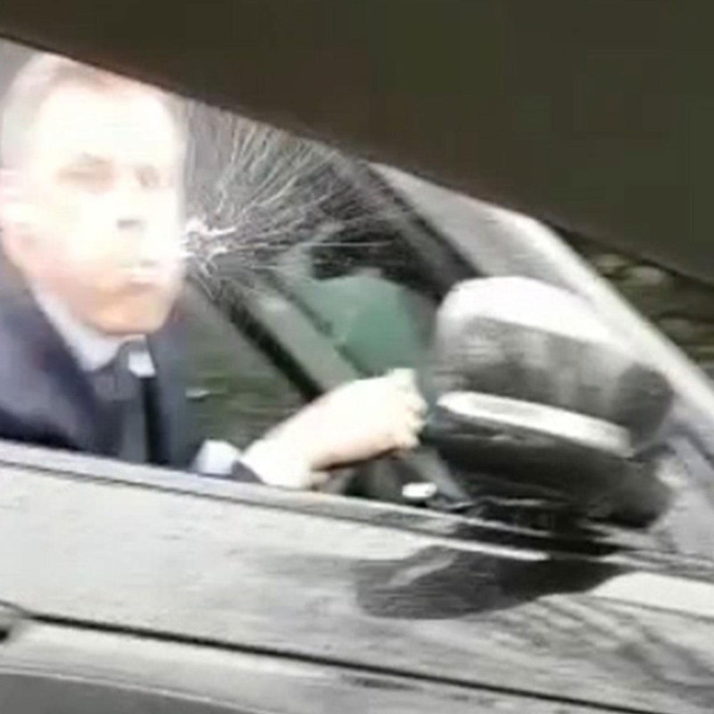 carragher-spit.jpg