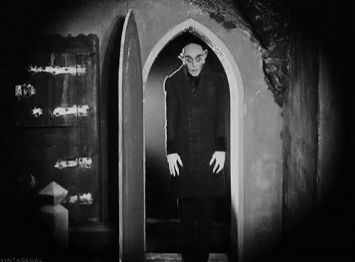 nosferatu-gif-coming-through-doorway.gif
