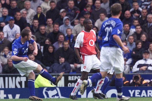 rooneyarsenal1.jpg