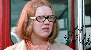 karenmutinyonthebusesautograph360.jpg