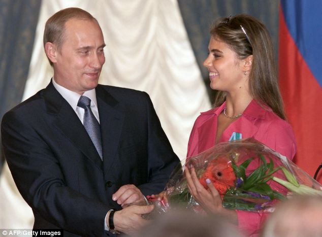 article-2560278-1B47CEB800000578-61_634x467.jpg