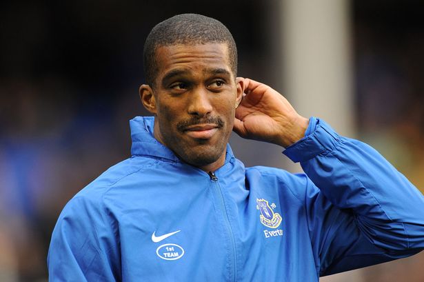 Sylvain+Distin,+Everton