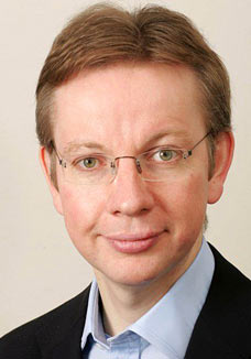 govedm0603_228x3261.jpg
