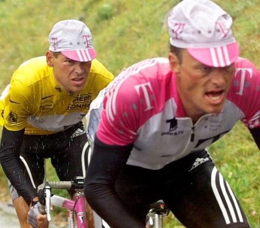 www.cyclingnews.com
