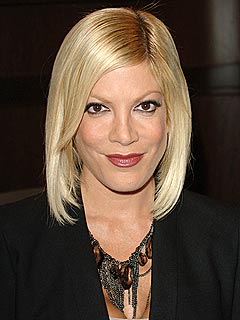 tori-spelling-240.jpg
