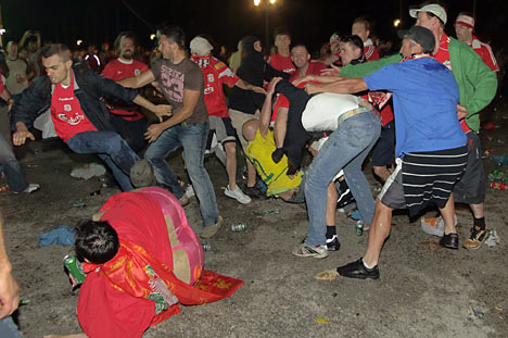 fansfight2_468x311.jpg