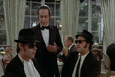 Elwood-Blues-dan-aykroyd-31558217-450-302.gif