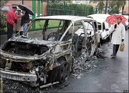 _40983294_car416afp.jpg