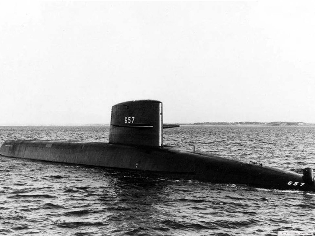 uss_francis_scott_key_ssbn657_1966..jpg