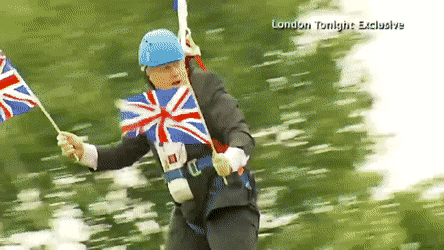 0j7wauuhq1c31.gif