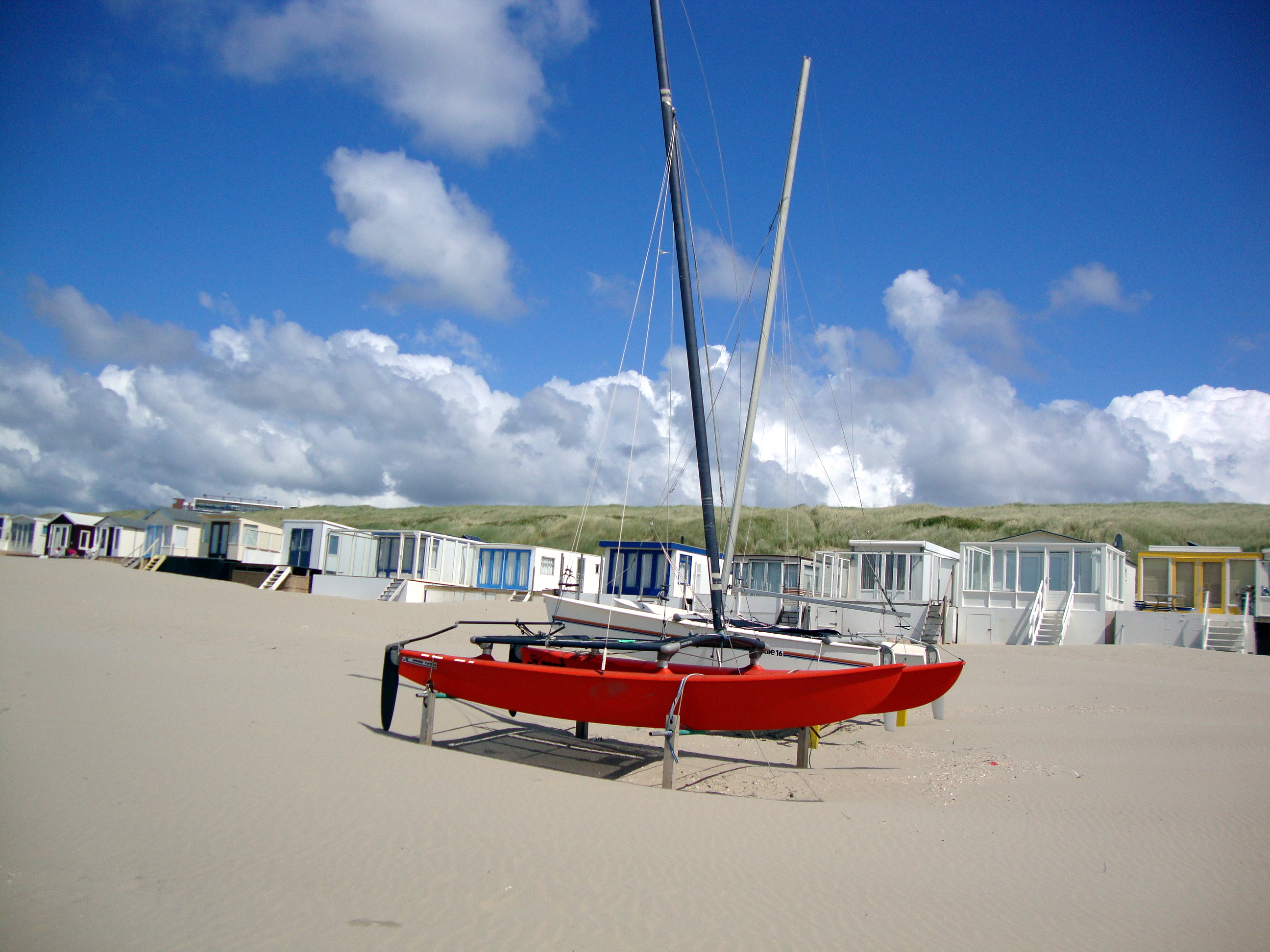 Wijk_aan_Zee_Beach.jpg