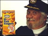 _40841510_captain203.jpg