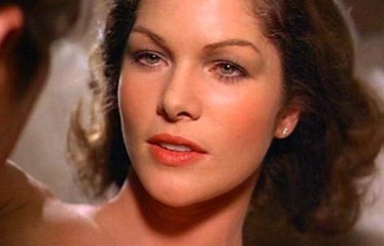 lois-chiles-as-holly-goodhead-in-moonraker.jpg