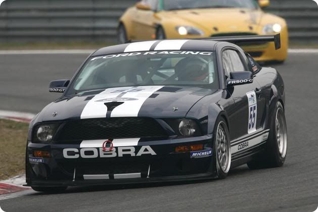 15_MUSTANG_FR500_GT.jpg