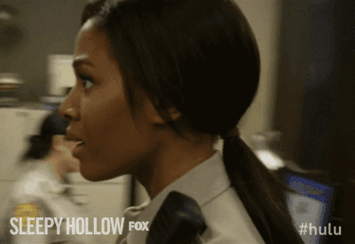 tumblr_npe1i1cGLf1upxwm8o1_r1_400.gif