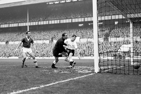 Tottenham10-Everton4-Harris.jpg
