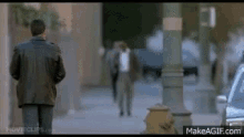 jack-walsh-midnight-run.gif