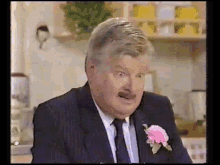 neilsmiles-benny-hill.gif