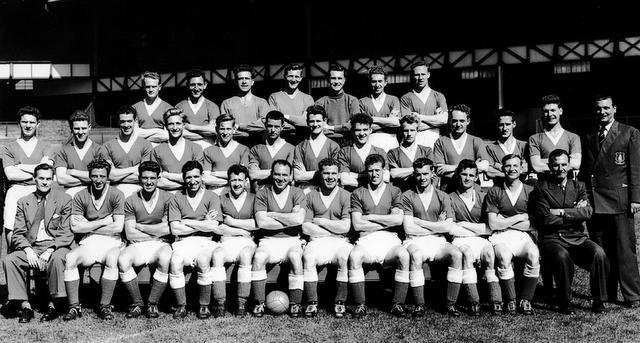 Everton-squad-summer-1957.jpg