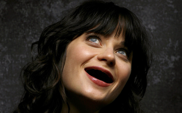 odd_no_teeth_zooey.jpg