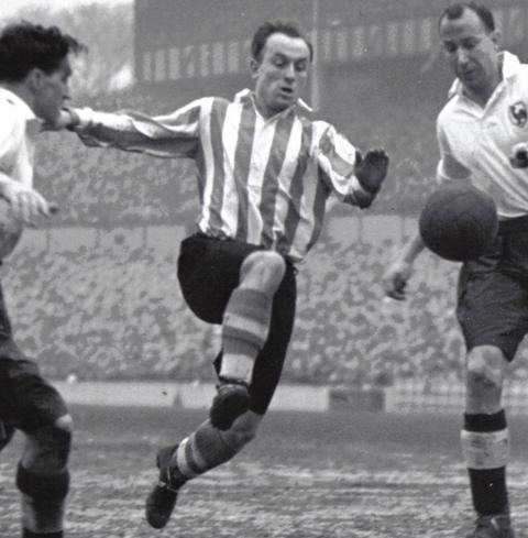 Ivor%20Broadis%20v%20Spurs%20cropped.jpg