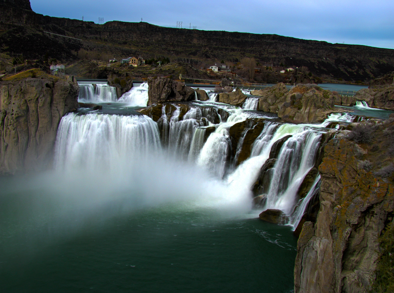 Shoshone_falls.jpg
