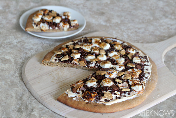 smores-dessert-pizza-final.jpg