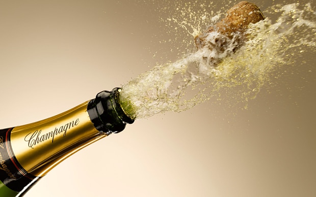 champagnemain_3317966b.jpg