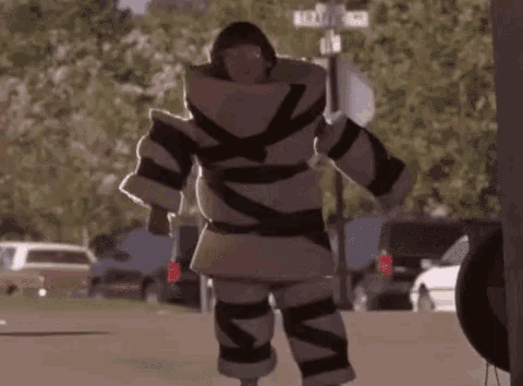 tenor.gif