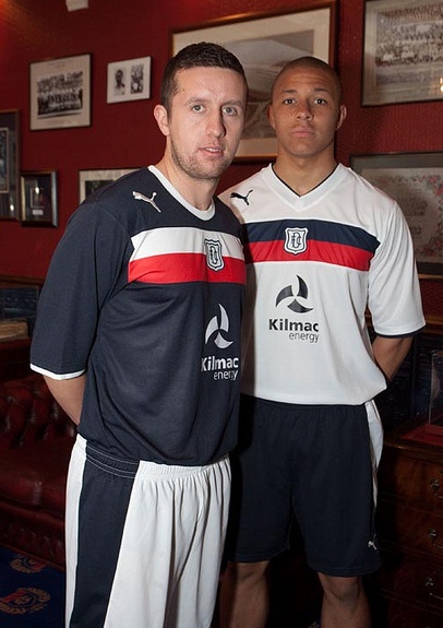 Dundee-FC-Strip-2012-Puma.jpg