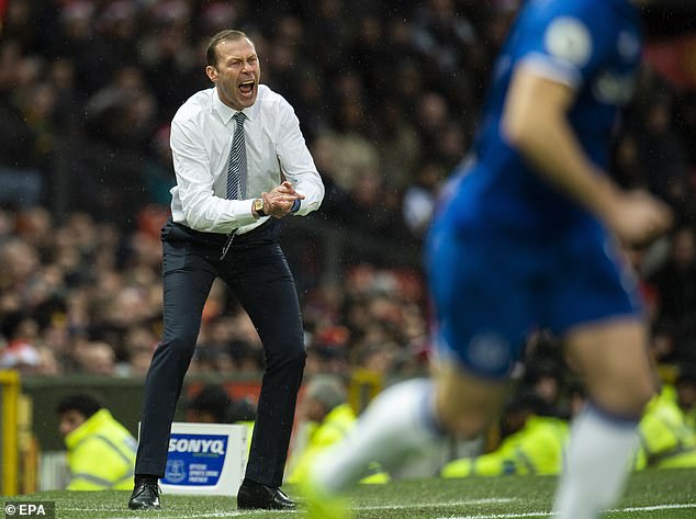 Interim boss Duncan Ferguson would stay on the coaching staff if Ancelotti did take charge
