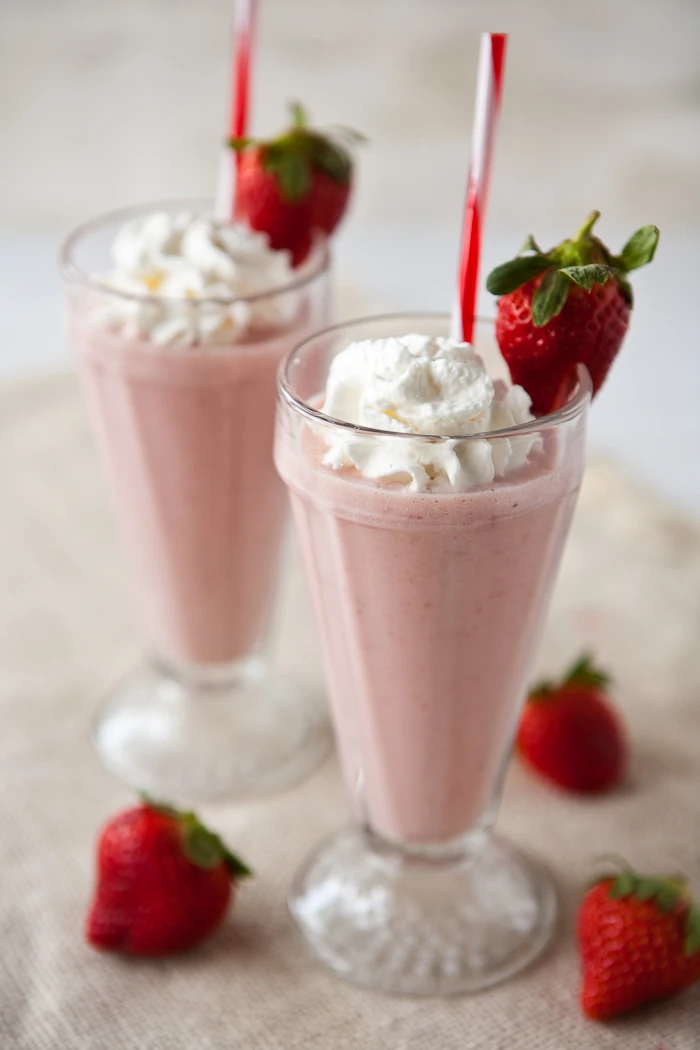 Strawberry-milkshake-1.jpg