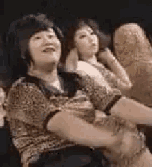 dancing-roll.gif