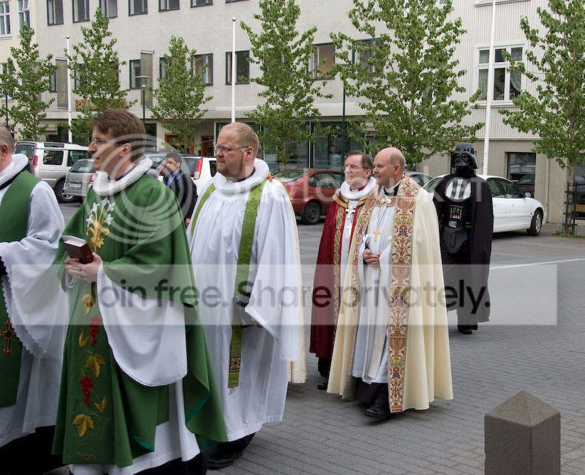 darthvaderprocession.jpg