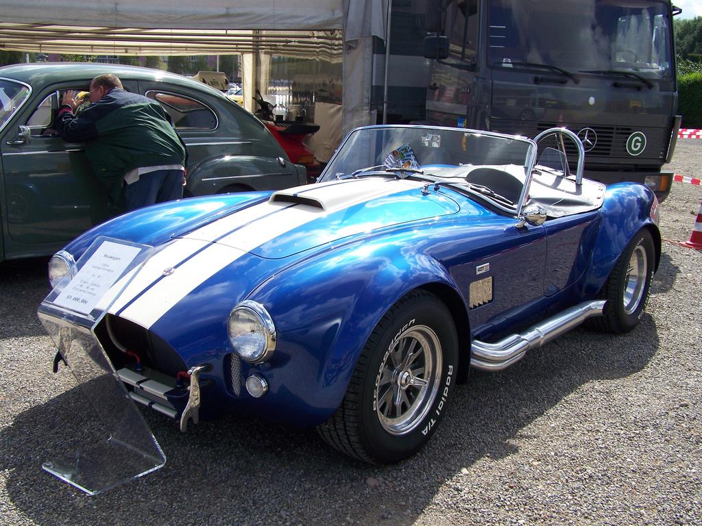 AC_Cobra_1.jpg