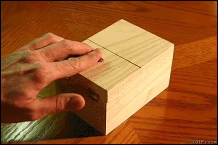 Eb4HAUeQrq608.gif