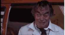 tenor.gif