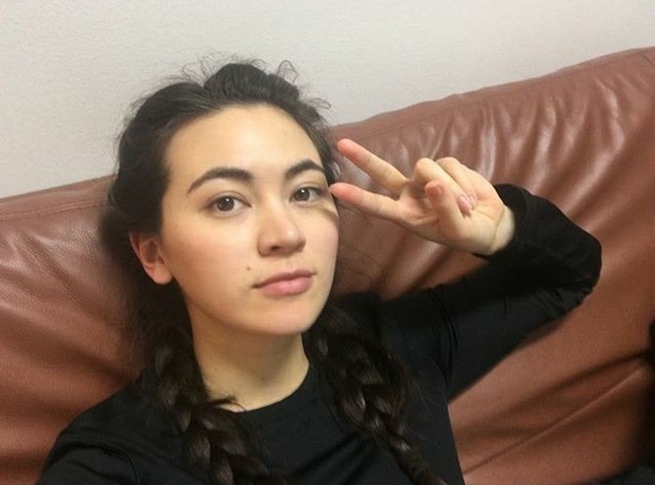 735full-jessica-henwick.jpg