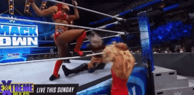 zelina-vega-finisher-finisher.gif