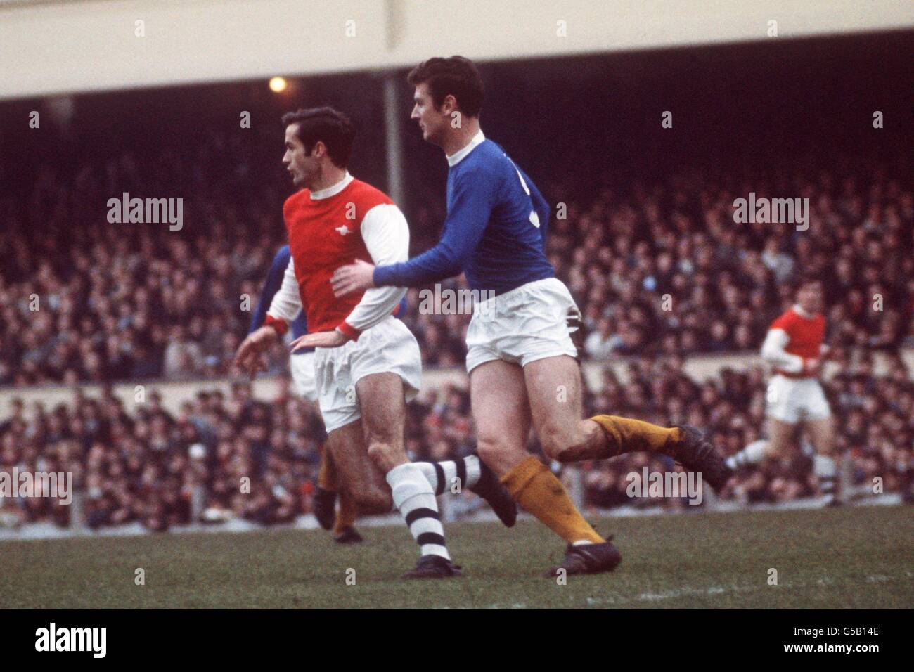 soccer-football-league-arsenal-v-everton-G5B14E.jpg