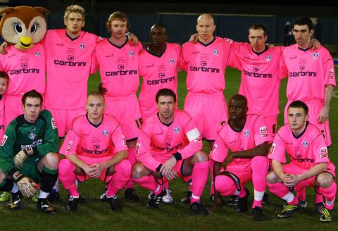 oldham-athletic-pink.jpg