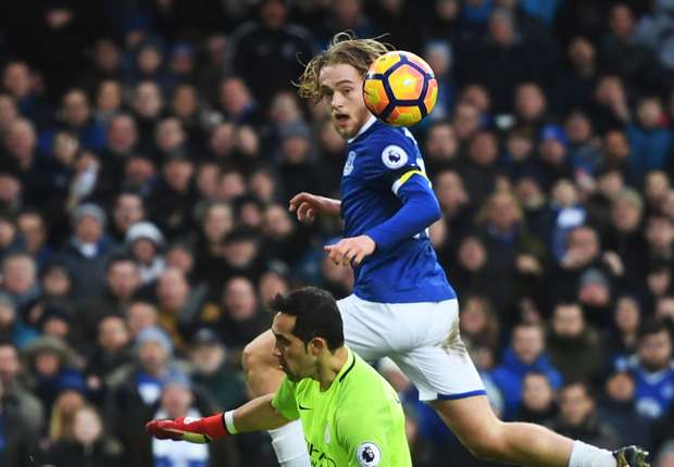 tom-davies-everton-manchester-city_zs348yb4ews81w6jwv6kb77zk.jpg