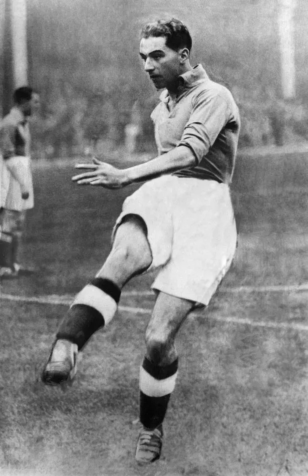 Everton and Wales international footballer Thomas George Jones. circa 1946.