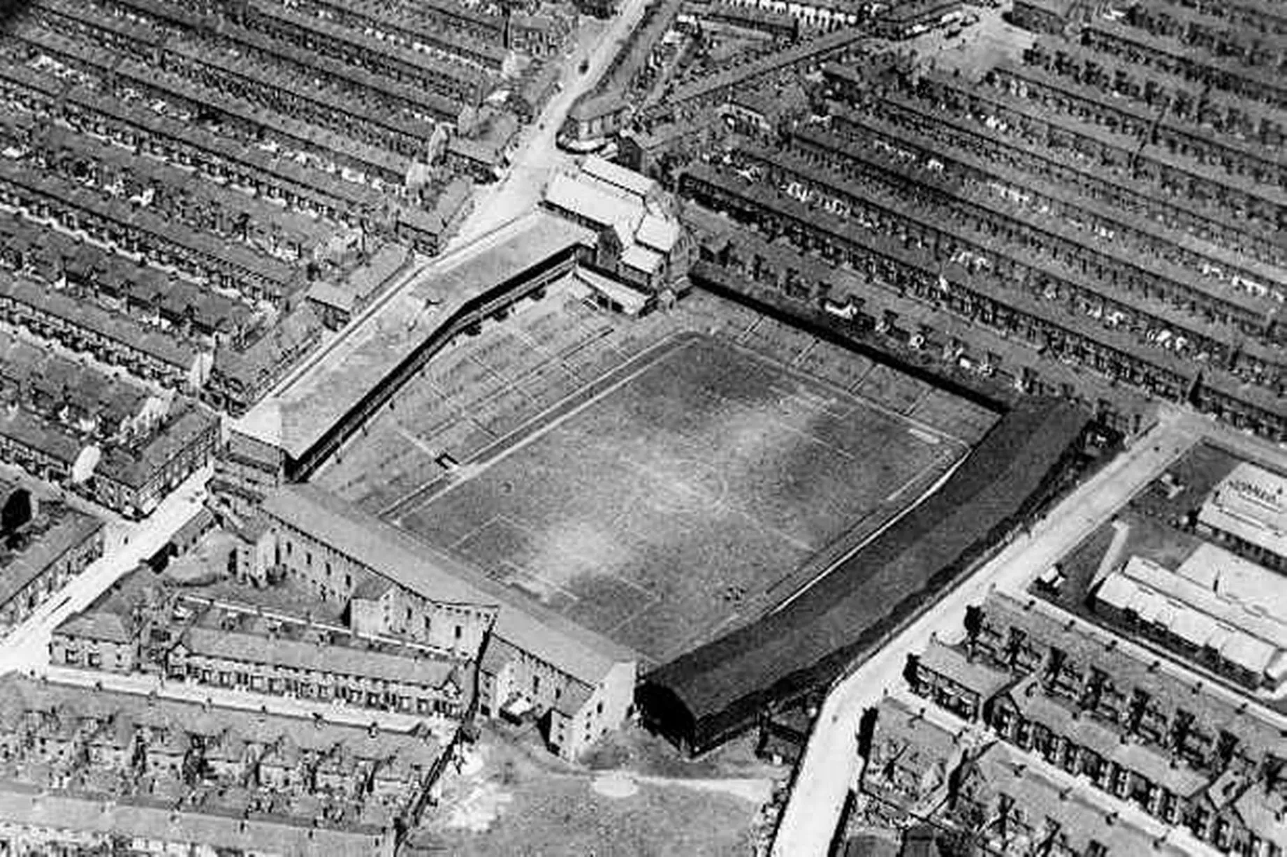image-3-for-archive-pictures-of-goodison-park-home-of-everton-fc-gallery-21880350.jpg