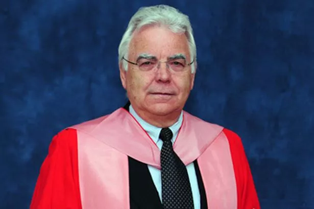 bill-kenwright-has-been-awarded-an-honorary-degree-from-the-university-of-liverpool-79207494.jpg