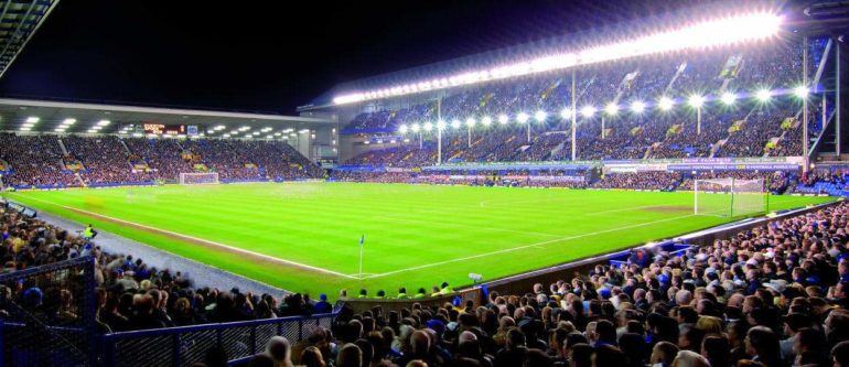 Goodison Park, Evening Floodlights