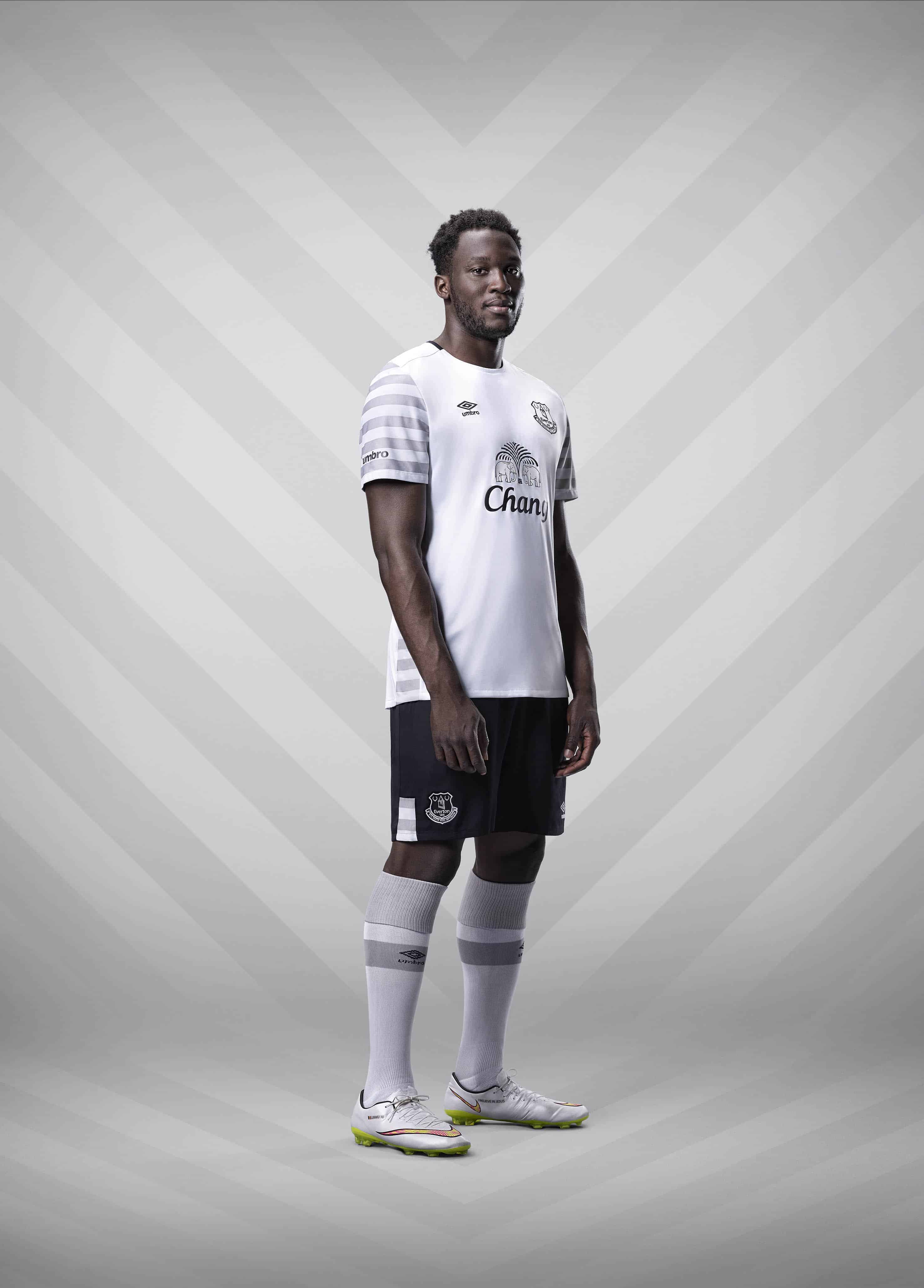 Umbro_Everton_Away_Lukaku