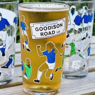 3 Everton Pint Glasses